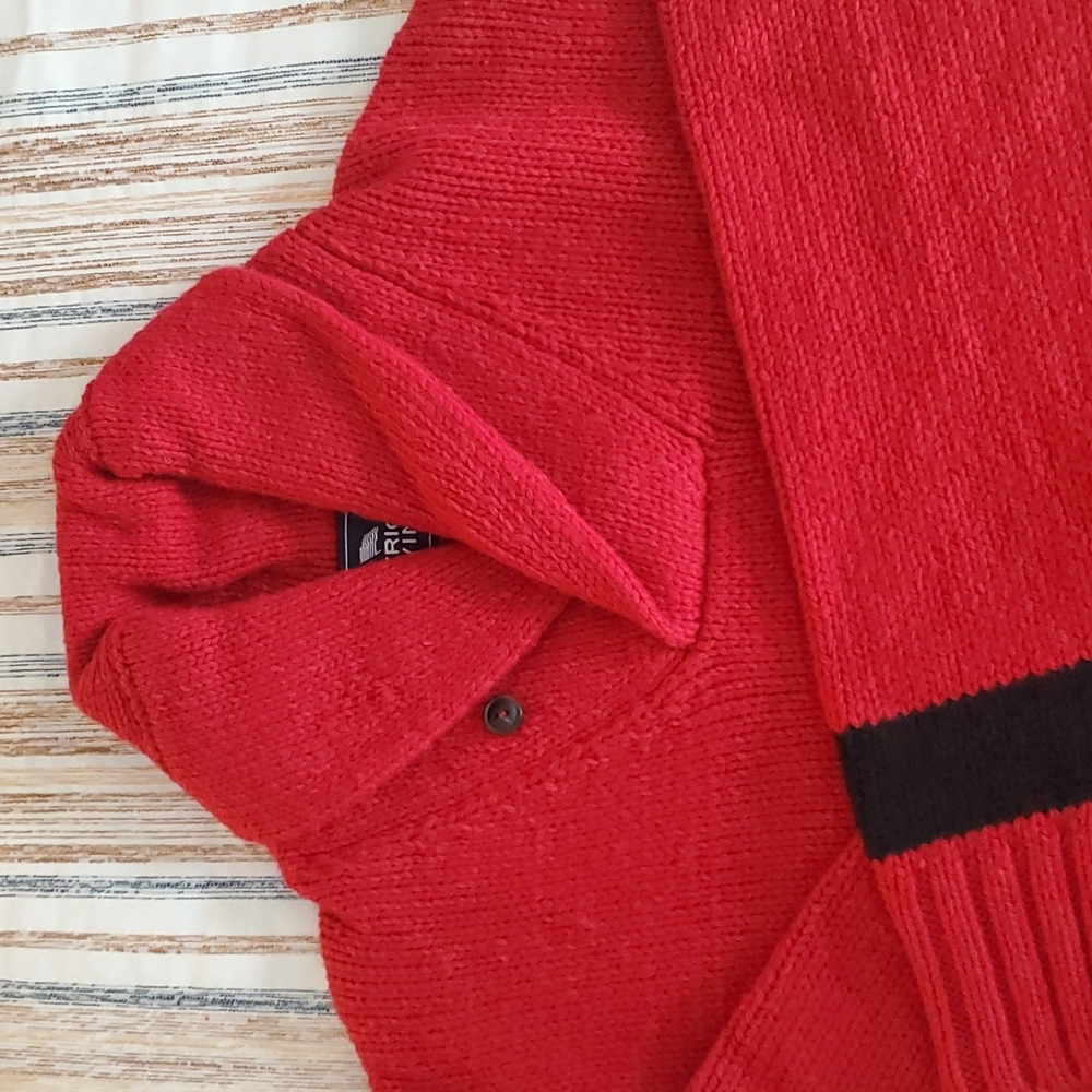 Men's Sweater - Picture 2 of 7